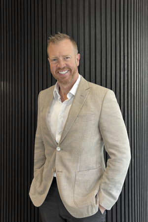 Nathan (300 x 500 px)